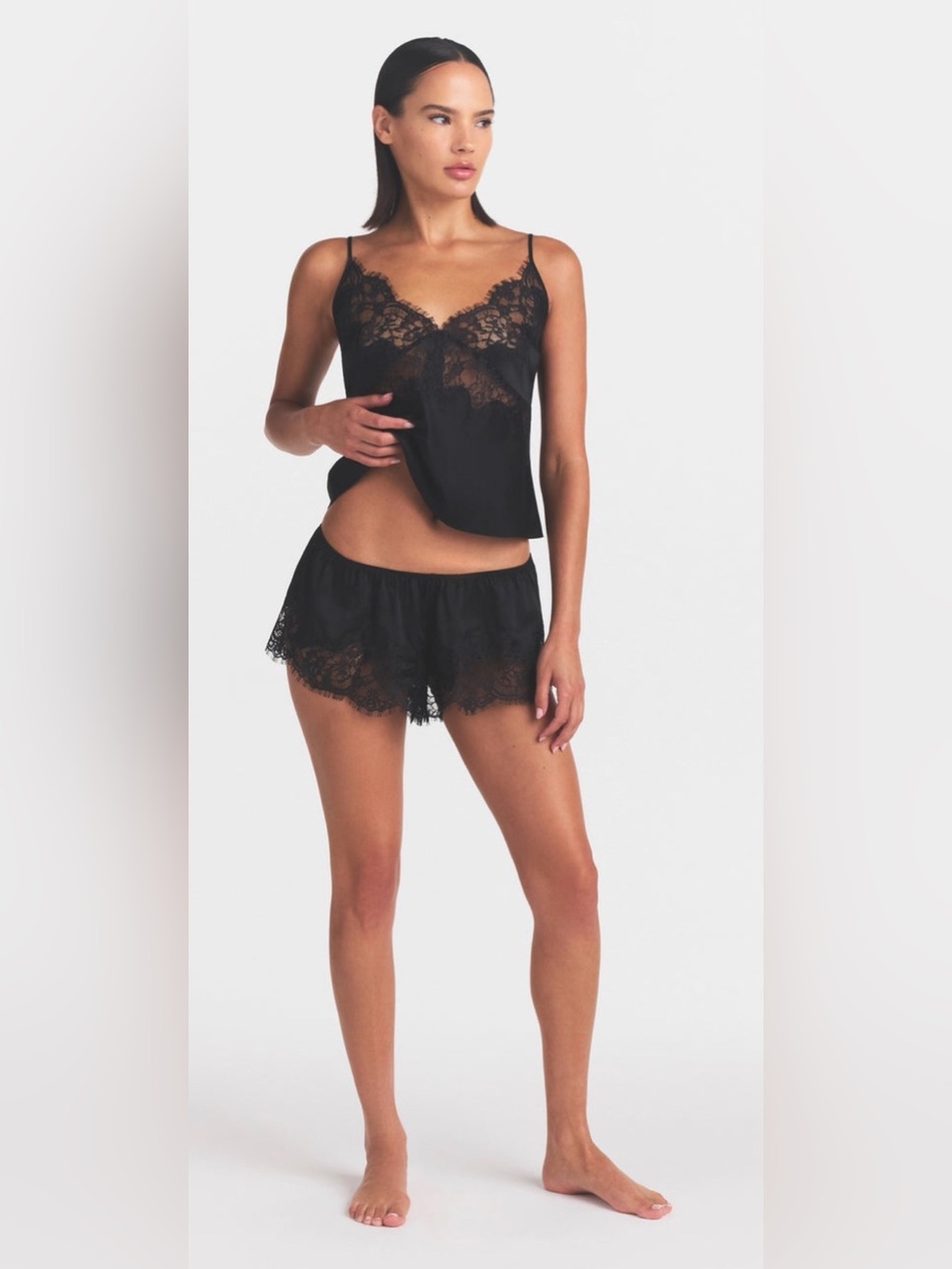 SKIMS Silk Lace Cami & Shorts SET in ONYX
